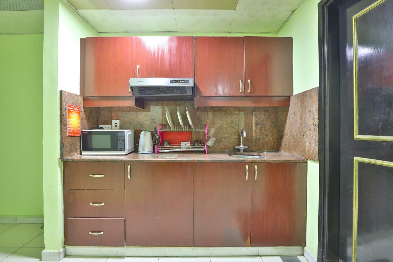 Oyo 261 Remas Hotel Apartment Dubai Ngoại thất bức ảnh